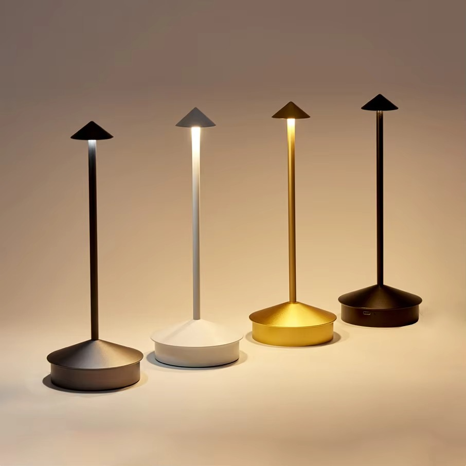 Lampada da Scrivania LED Ricaricabile a Controllo Touch con 3 Modalità di Luce