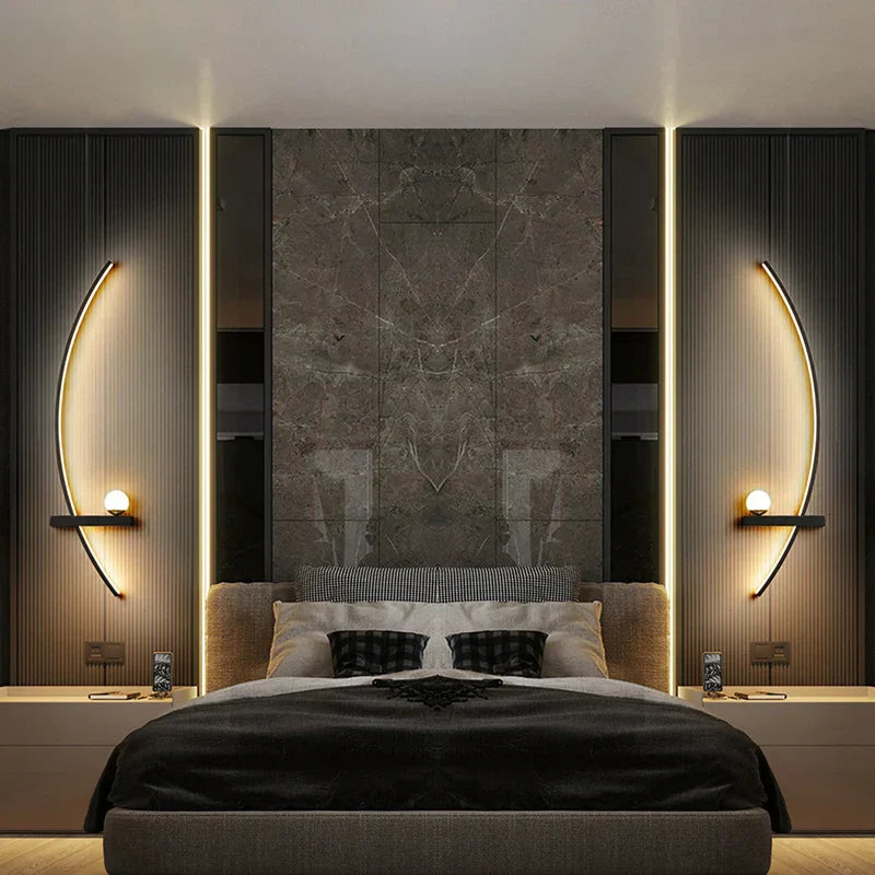 Lampada da Parete Contemporanea Edge – Nera & Oro Illuminazione Interna/Esterni per Stanze Moderne