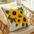 Caelirae - Cuscino Decorativo Ricamato in Cotone 45x45 cm con Motivo di Girasole