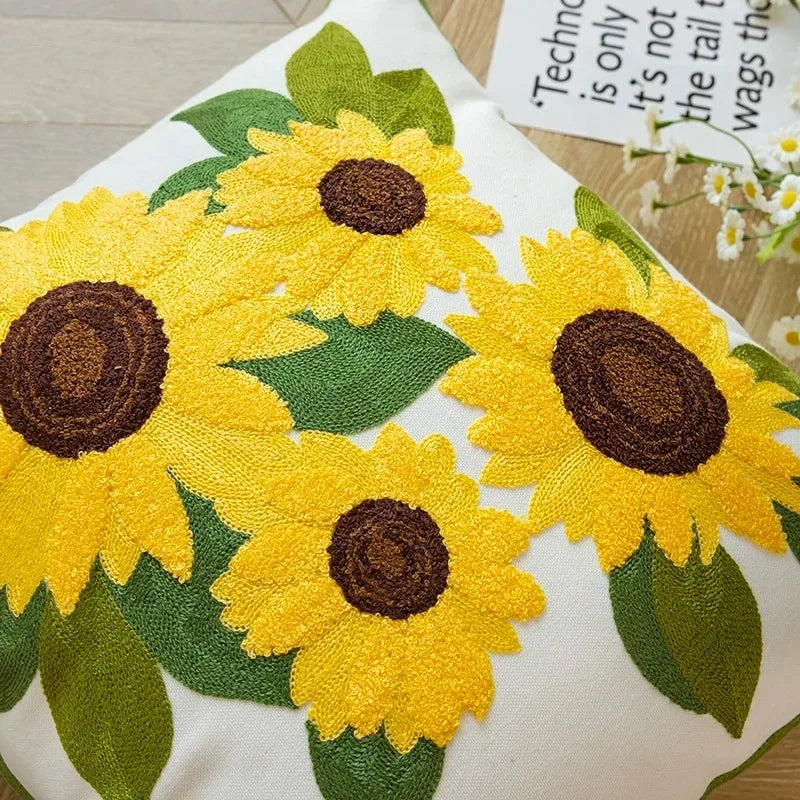 Caelirae - Cuscino Decorativo Ricamato in Cotone 45x45 cm con Motivo di Girasole