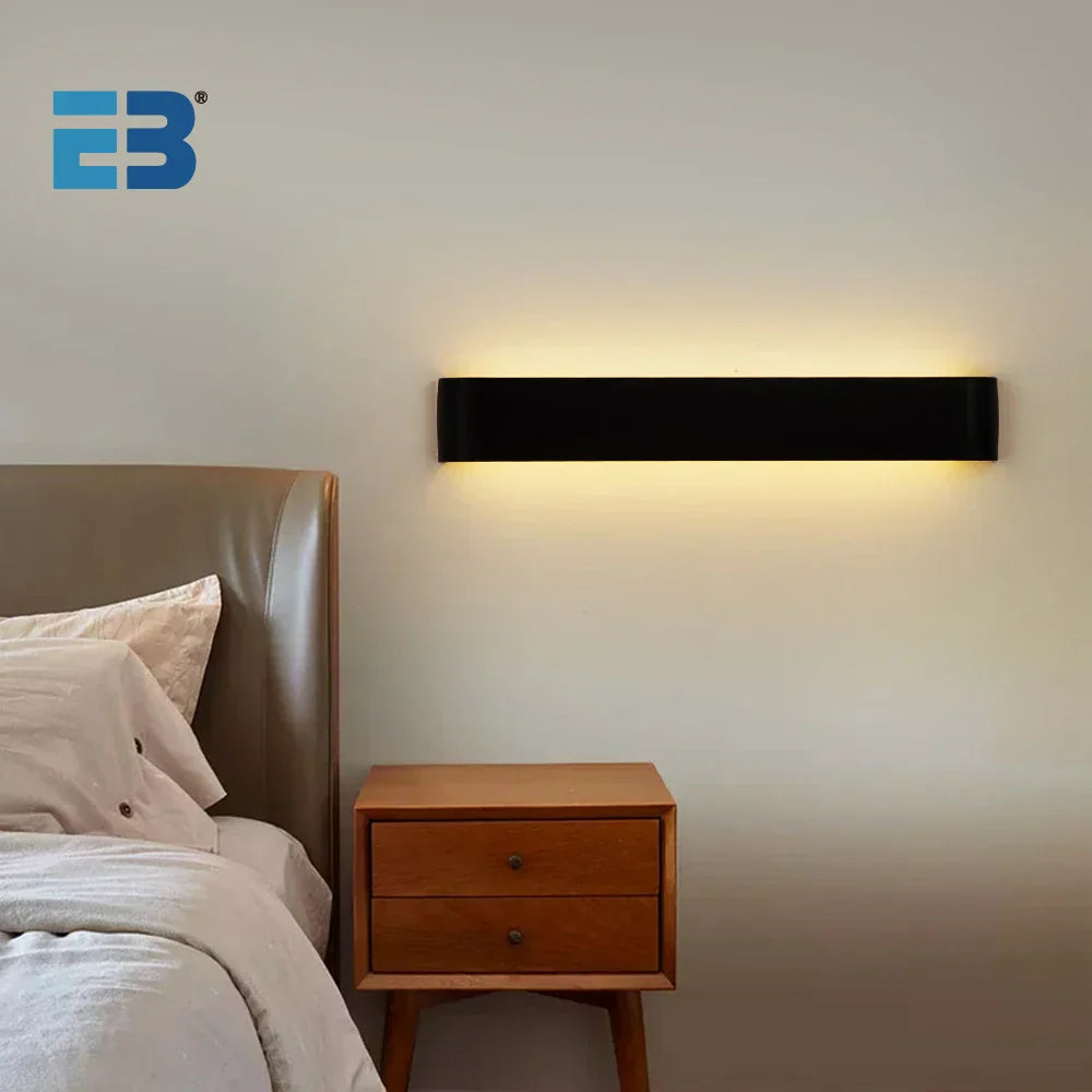 Lampada da Parete LED Moderna - Soluzione di Illuminazione Versatile per Camera da Letto, Cucina e Soggiorno