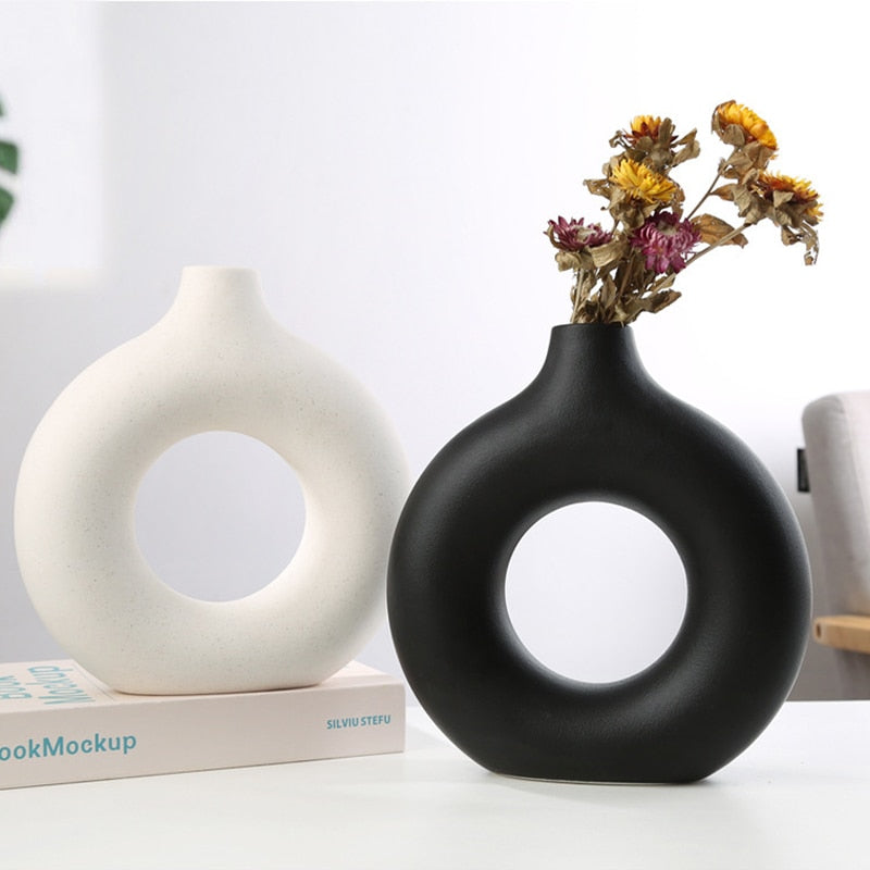 Vaso in ceramica minimalista