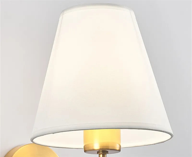 RusticGlow - Lampada da Parete in Tessuto in Stile Americano