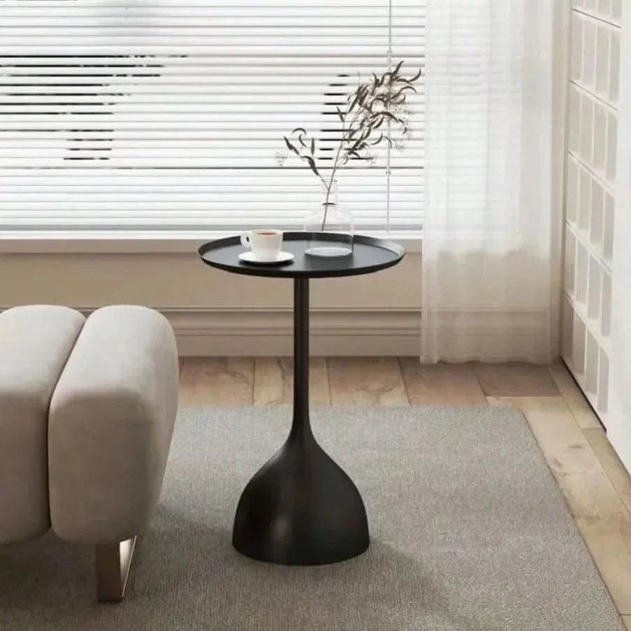 Tavolino Laterale Rotondo in Metallo Scandinavo per Soggiorno o Camera da Letto