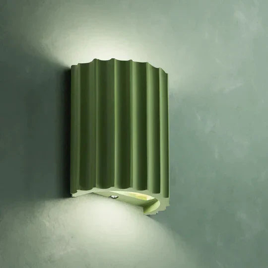 Lampada da Parete Moderna a Righe - Elegante e Funzionale