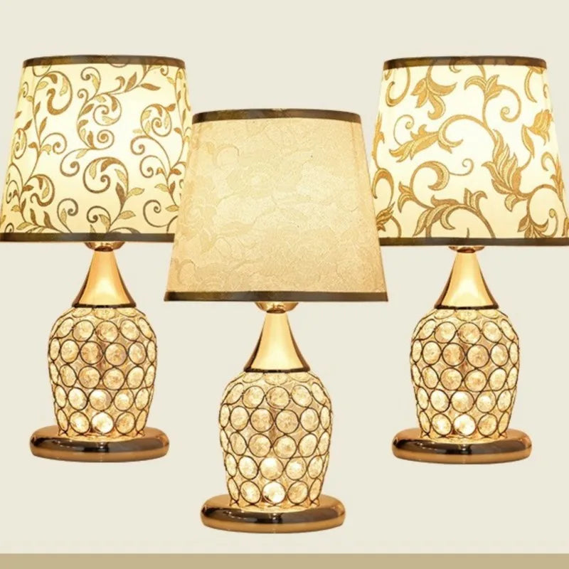 Lampada Stile con Delicato Bagliore di Cristallo