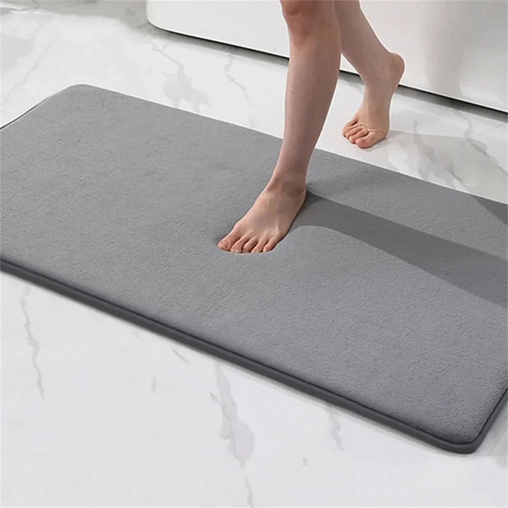 Calidia - Tappetino da Bagno Morbido e Confortevole Antiscivolo per Pavimenti Sicuri e Asciutti