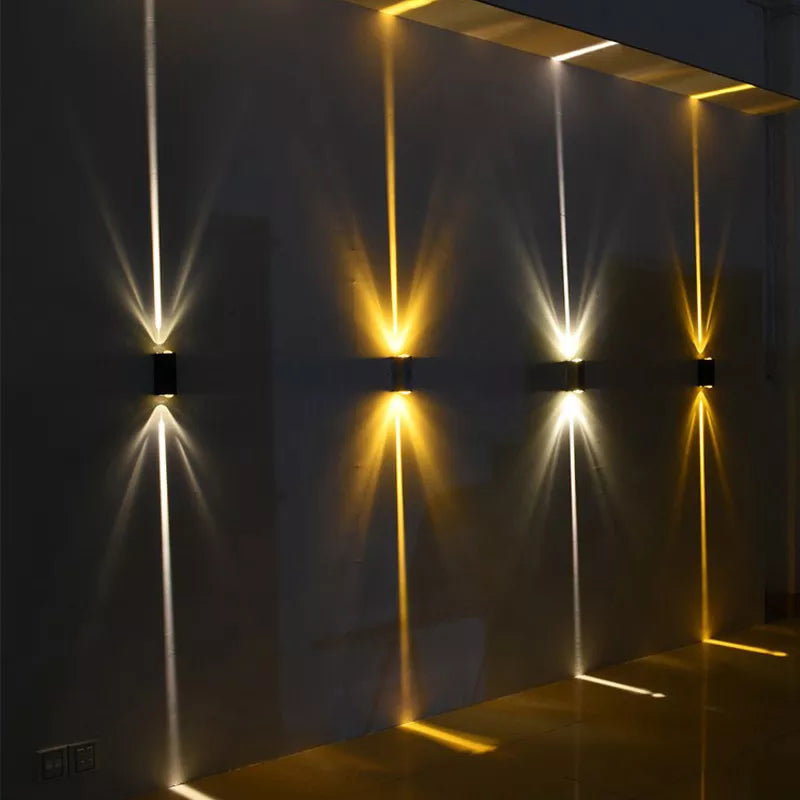 LAMPADA DA MURO ESTERNA JESAJA MODERNA