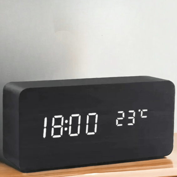 WOODSENSE – Orologio in legno LED con controllo vocale per una visualizzazione elegante del tempo