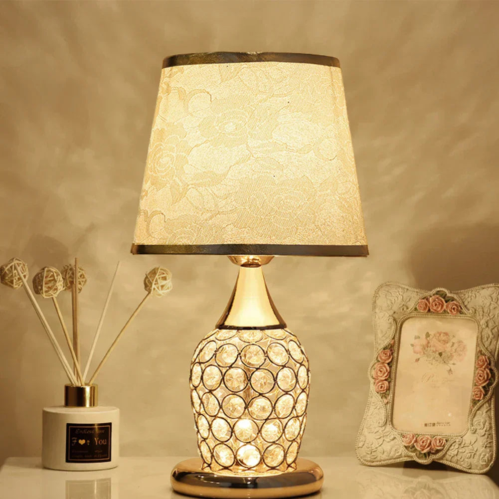 Lampada Stile con Delicato Bagliore di Cristallo
