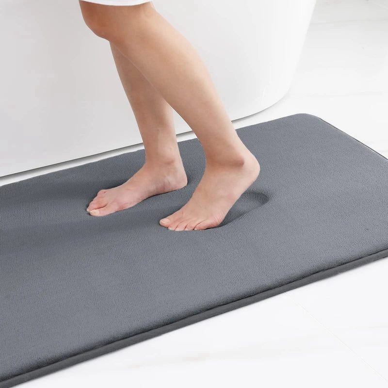 Calidia - Tappetino da Bagno Morbido e Confortevole Antiscivolo per Pavimenti Sicuri e Asciutti
