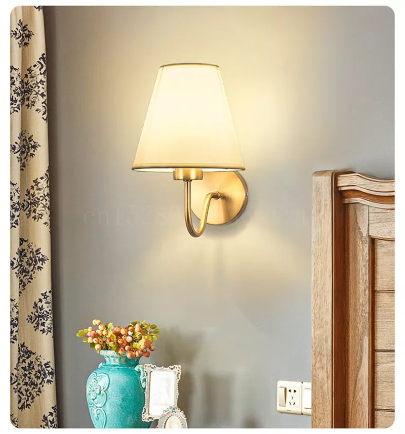 RusticGlow - Lampada da Parete in Tessuto in Stile Americano