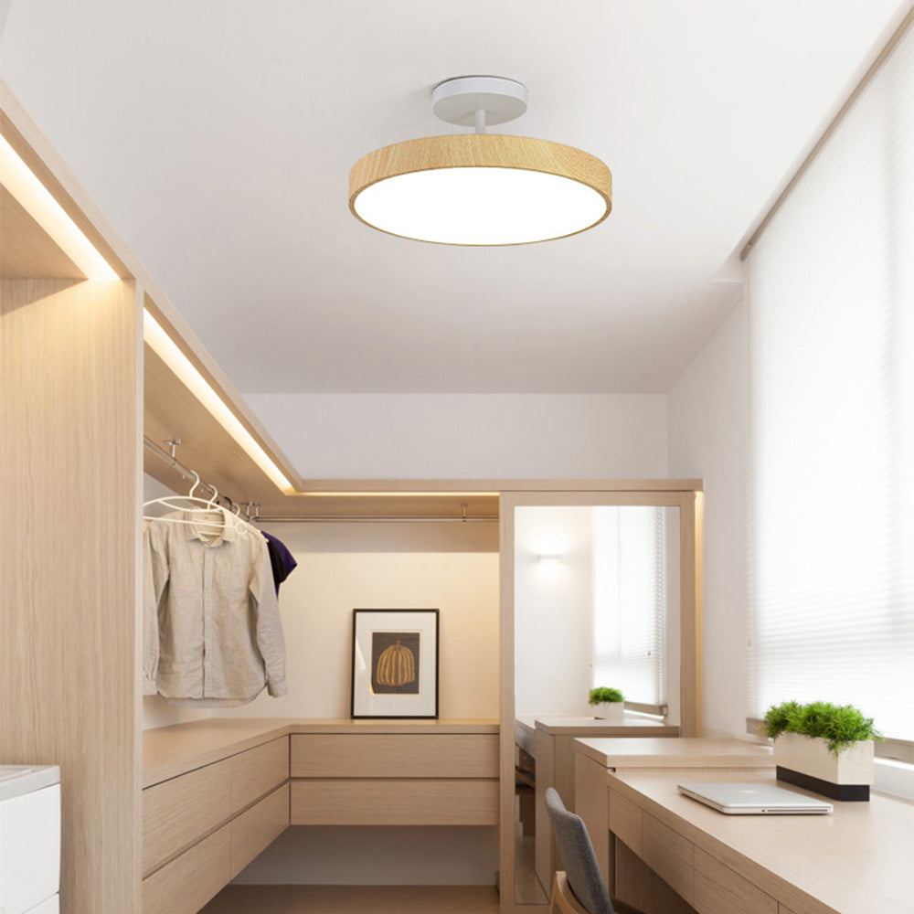 Fjell – Lampada da soffitto scandinava con effetto legno e cornice dorata