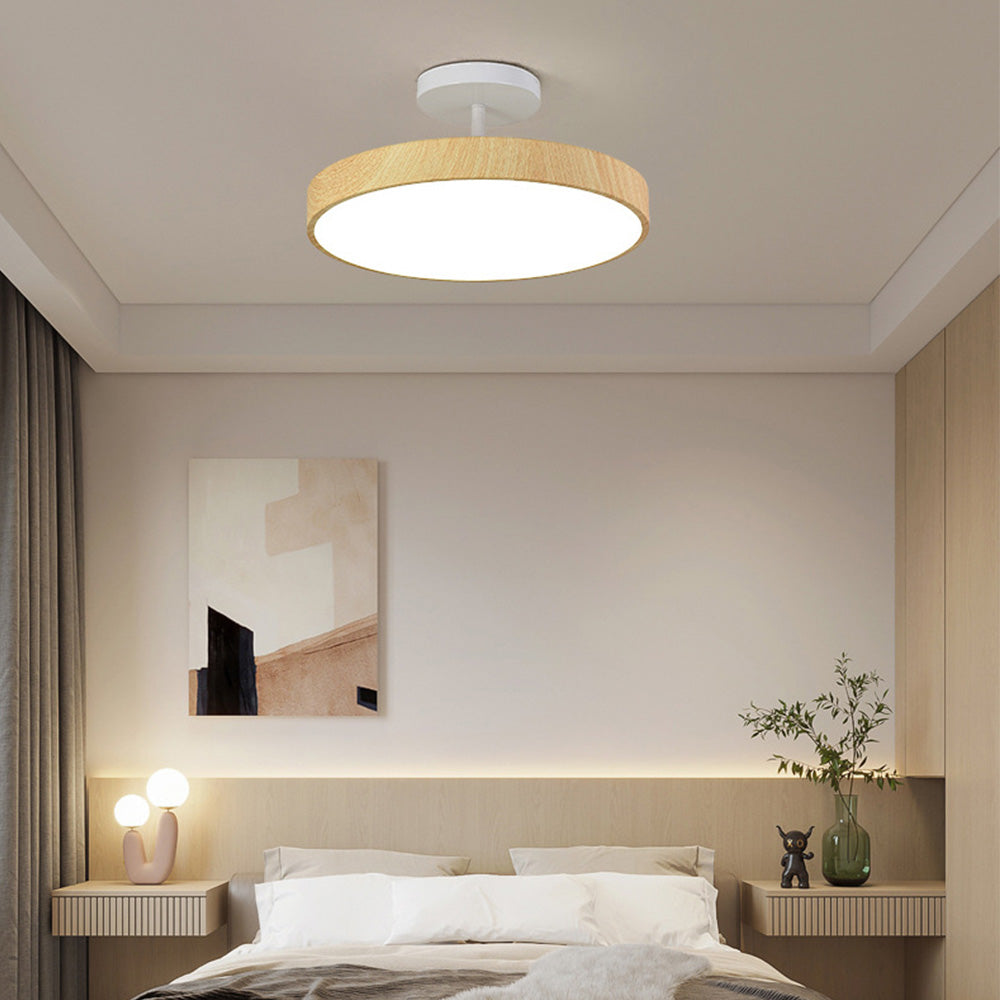 Fjell – Lampada da soffitto scandinava con effetto legno e cornice dorata
