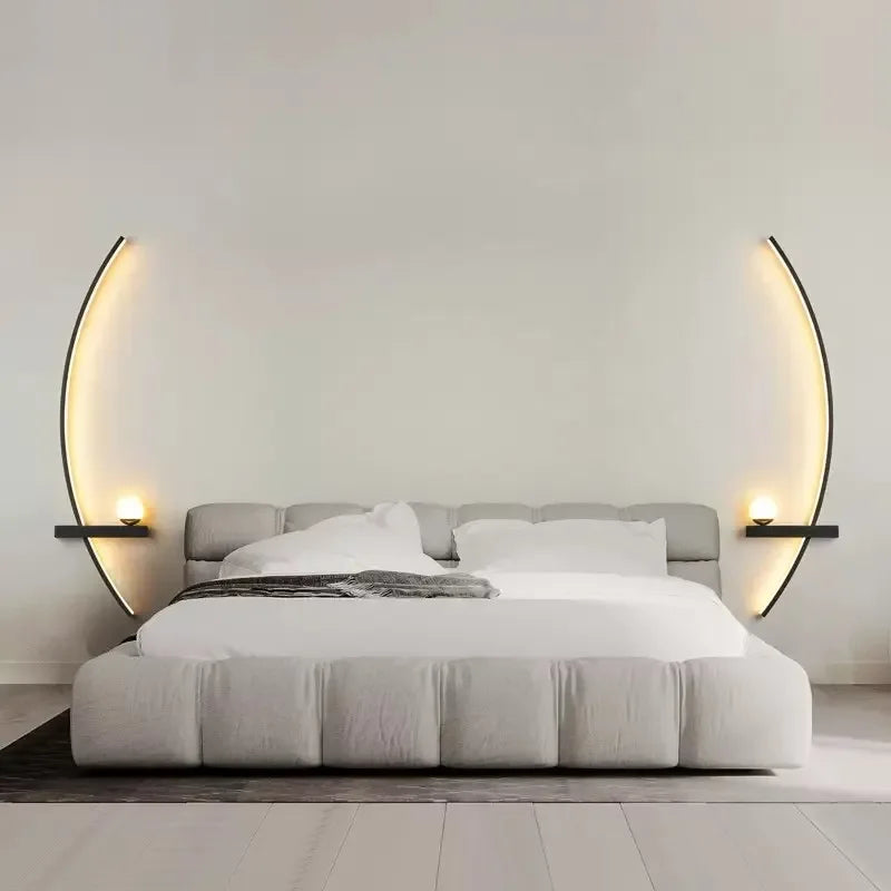 Lampada da Parete Contemporanea Edge – Nera & Oro Illuminazione Interna/Esterni per Stanze Moderne