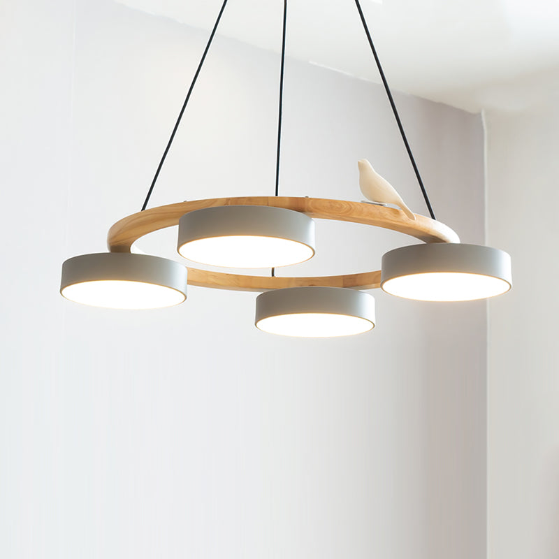 Zerani | Lampadario Rotondo con Design per Uccelli, Struttura in Legno e Illuminazione LED Integrata