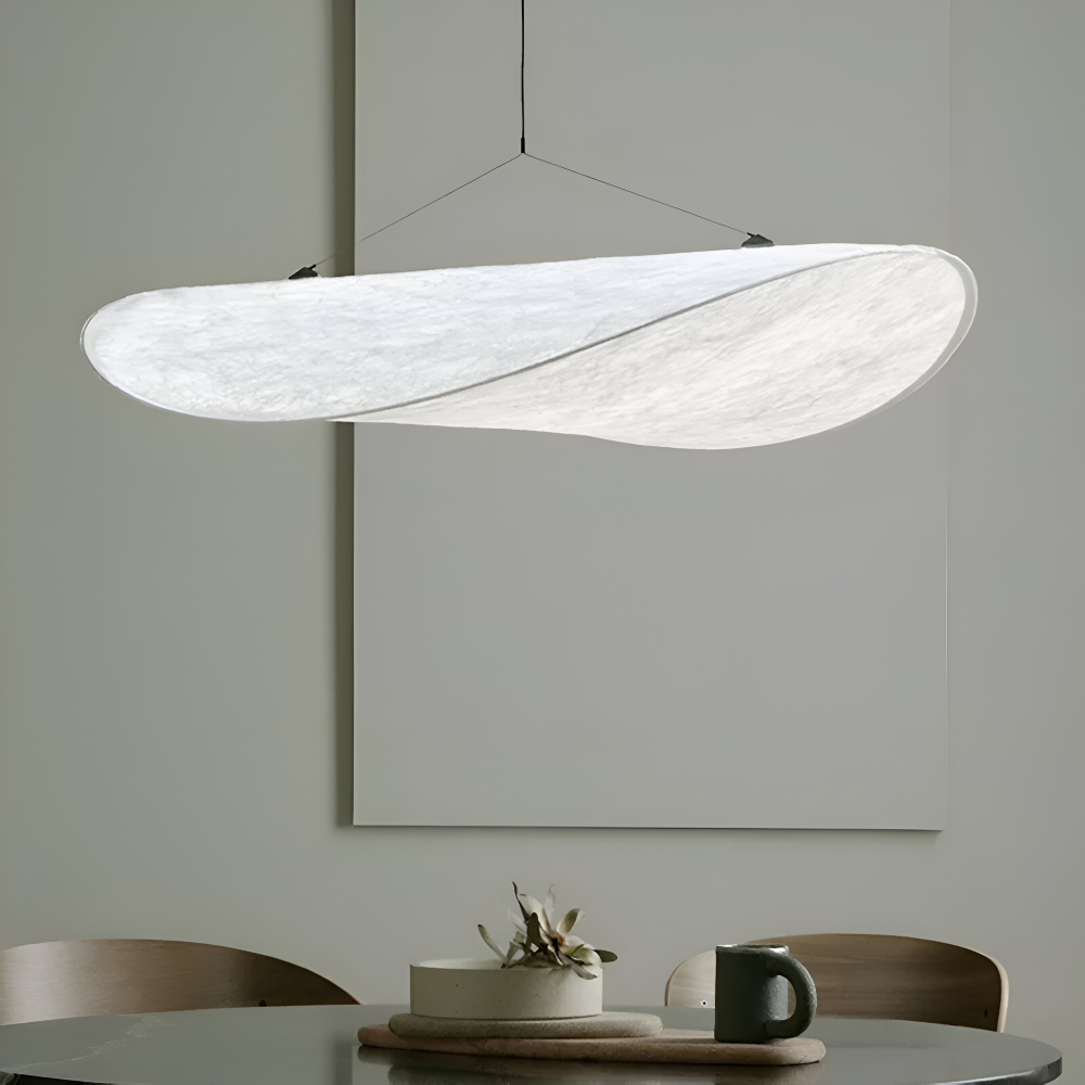 Auréline – Lampada a sospensione artigianale in tessuto e metallo con illuminazione LED