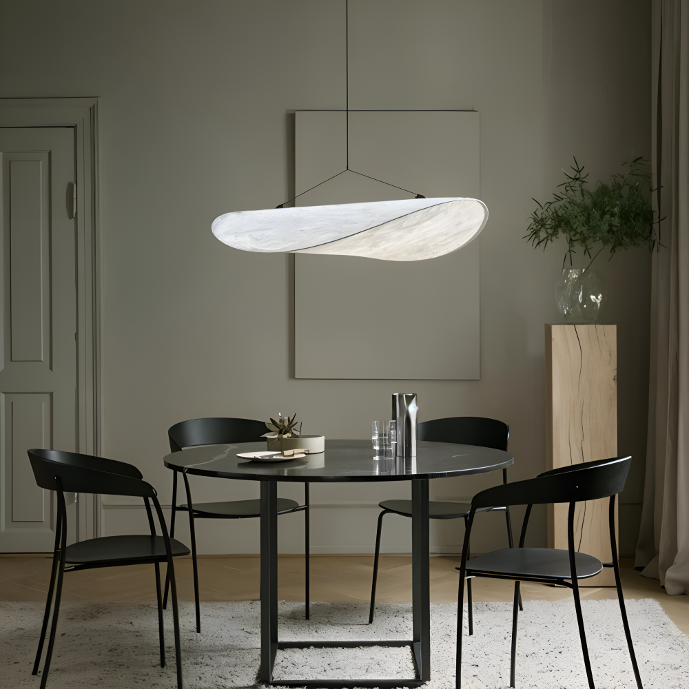 Auréline – Lampada a sospensione artigianale in tessuto e metallo con illuminazione LED