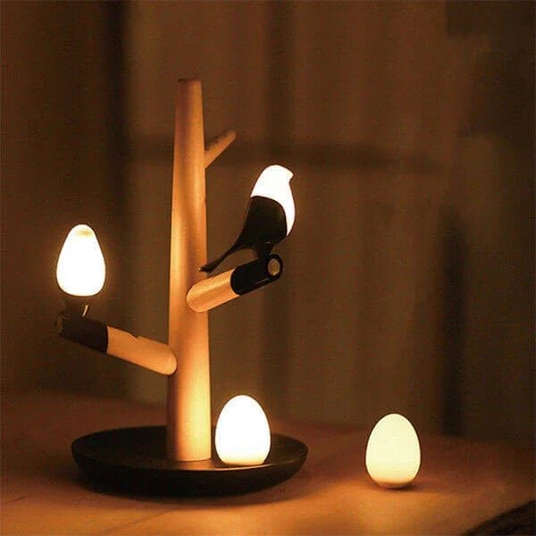 LumoSense – Lampada da tavolo smart ricaricabile con sensore di movimento e dettagli in legno