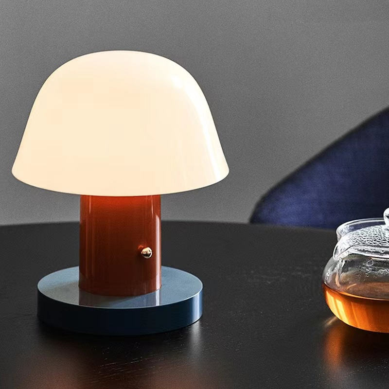 Mini Lampada da Tavolo a Fungo
