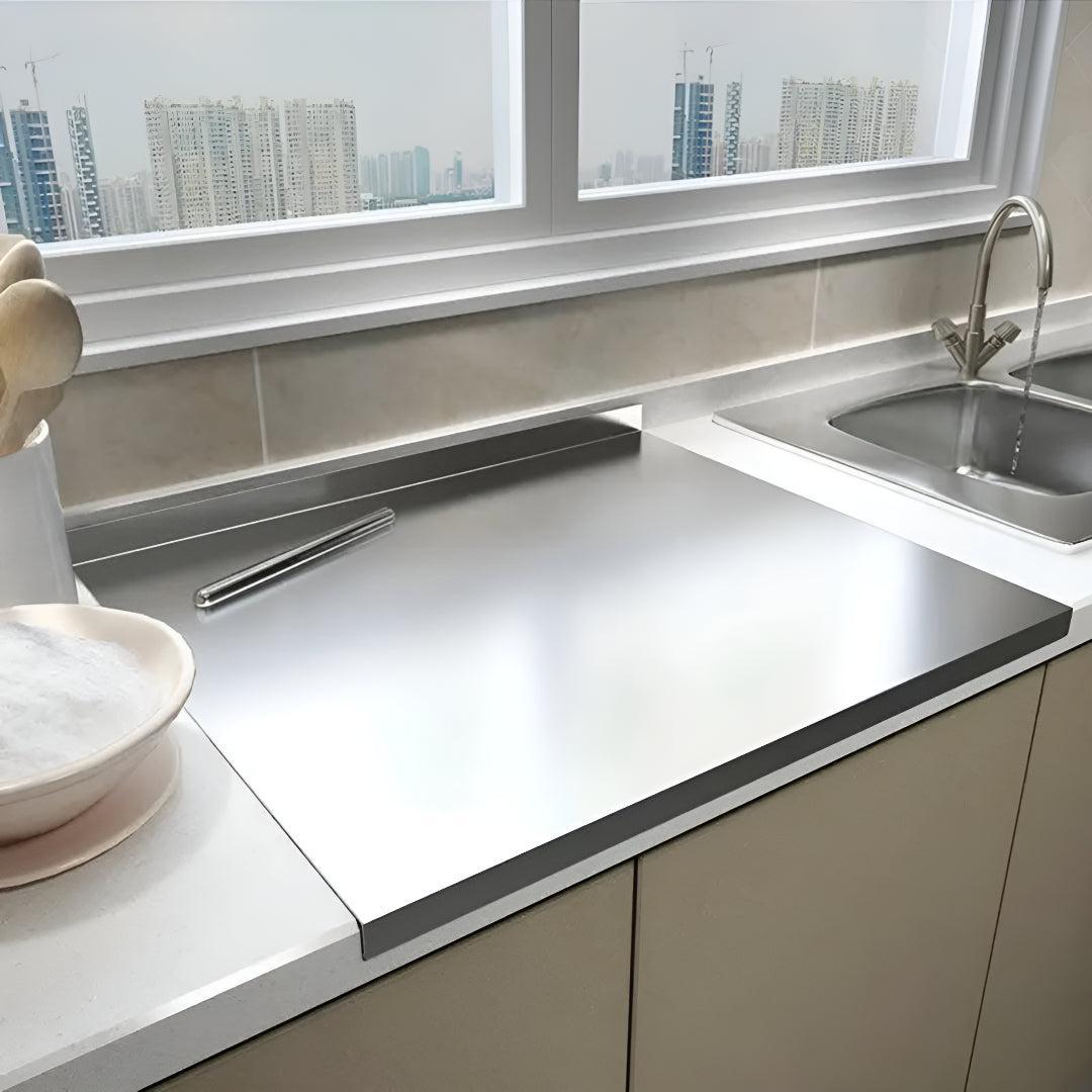 Tagliere in Acciaio Inossidabile con Parafango per una Preparazione Alimentare Pulita