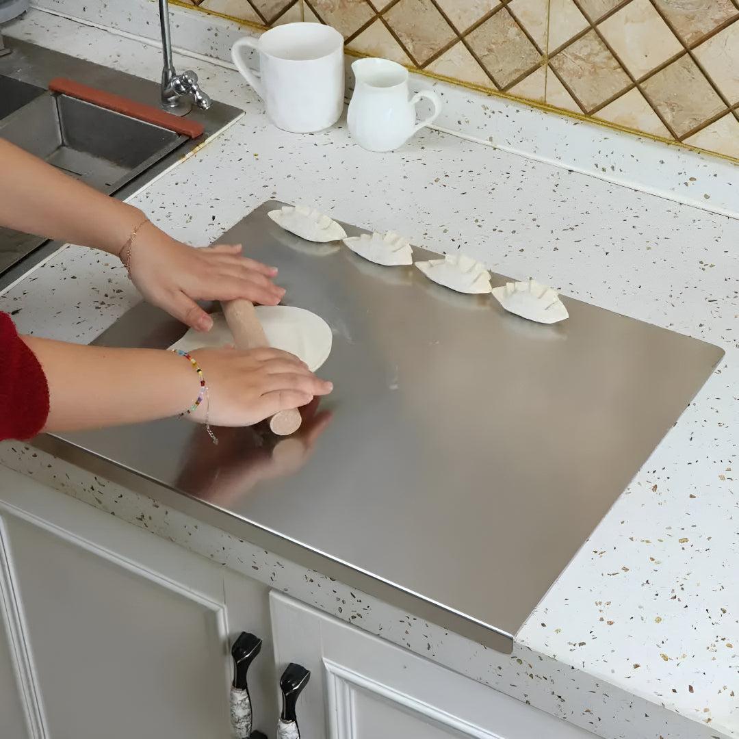 Tagliere in Acciaio Inossidabile con Parafango per una Preparazione Alimentare Pulita