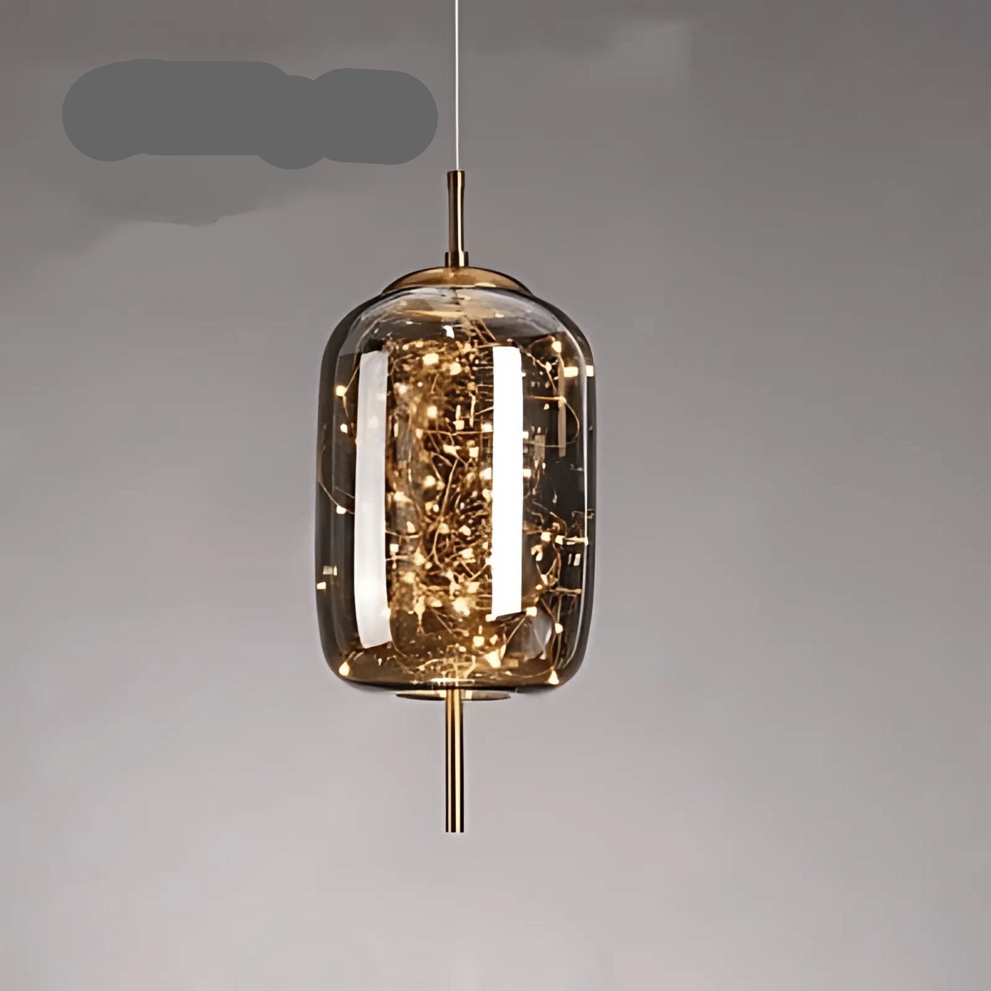 Elegante Lampada Pendente con Paralume in Vetro e Motivo Fatato