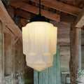 Lampada a sospensione elegante con paralume geometrico satinato