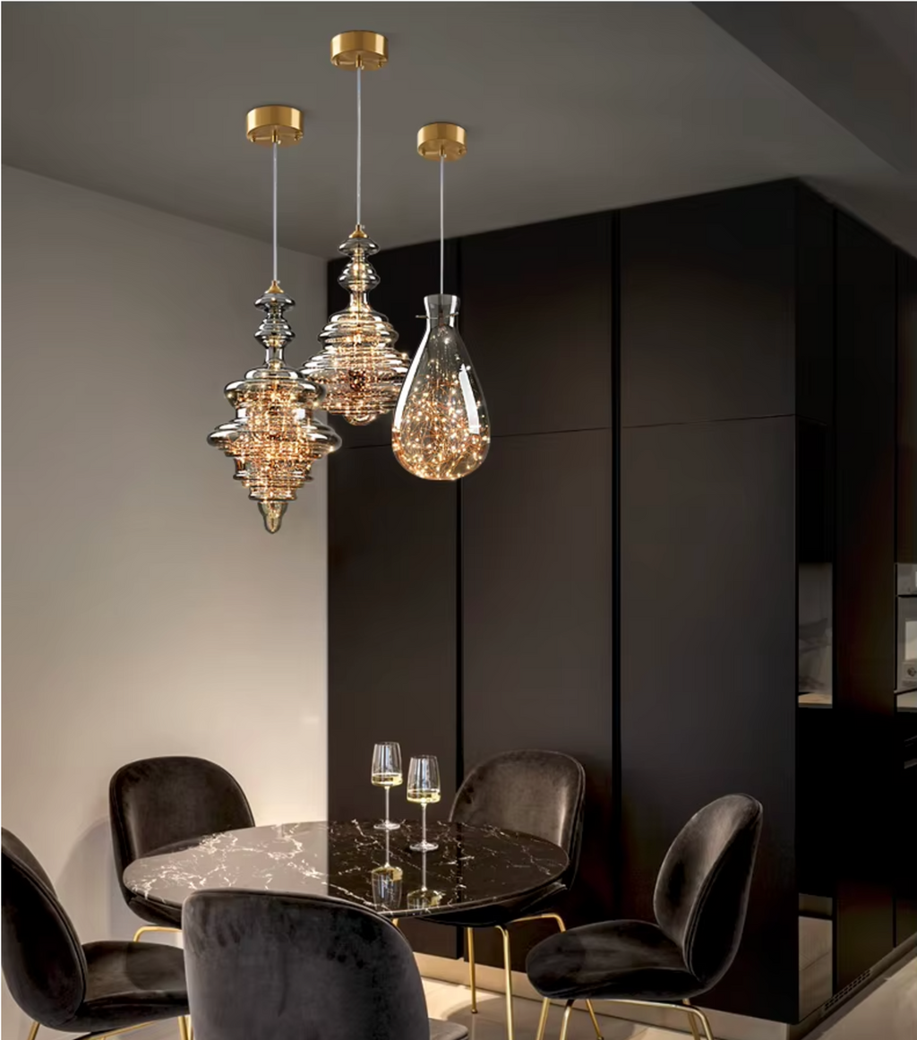 Eleganti lampade a sospensione in rame con motivo di lucciole