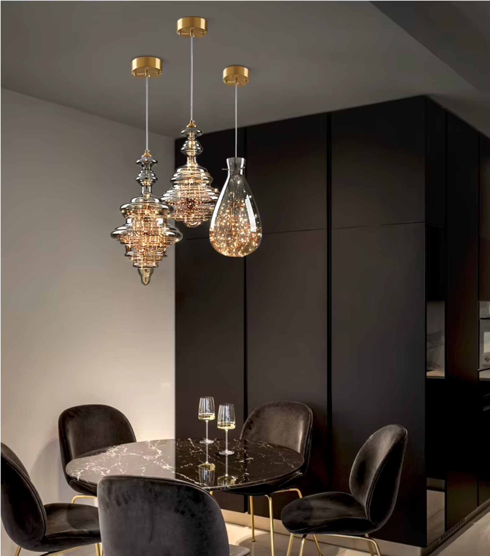 Eleganti lampade a sospensione in rame con motivo di lucciole