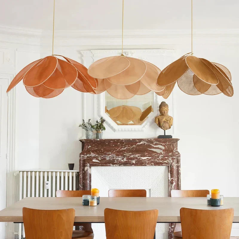 Lampadario a Forma di Fiore – Lampada da Soffitto di Design con Illuminazione Atmosferica