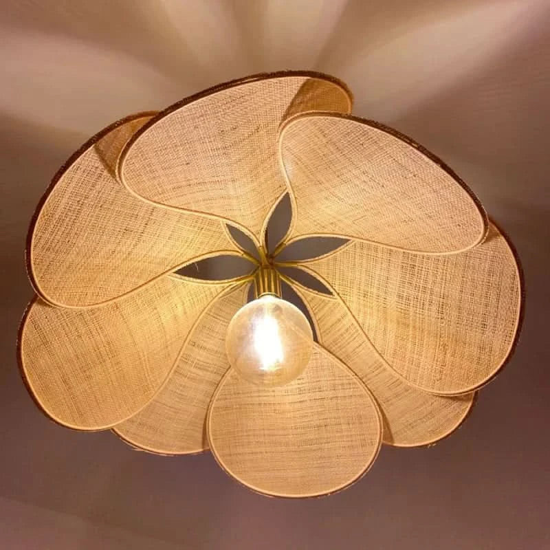 Lampadario Floreale con Paralume in Tessuto Caldo
