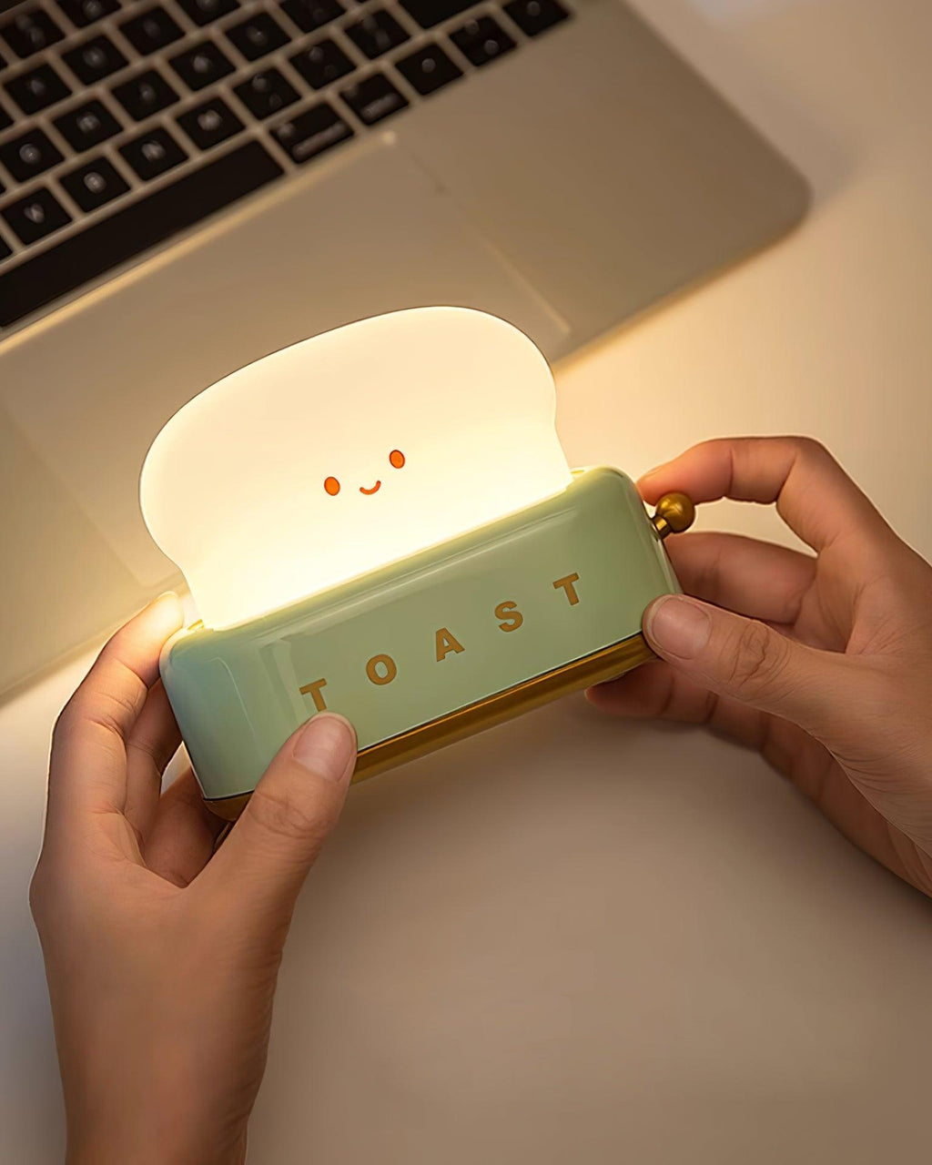 Averisse | Lampada Notturna a Forma di Tostapane Carina con Ricarica USB e Luce LED Calda 3000K