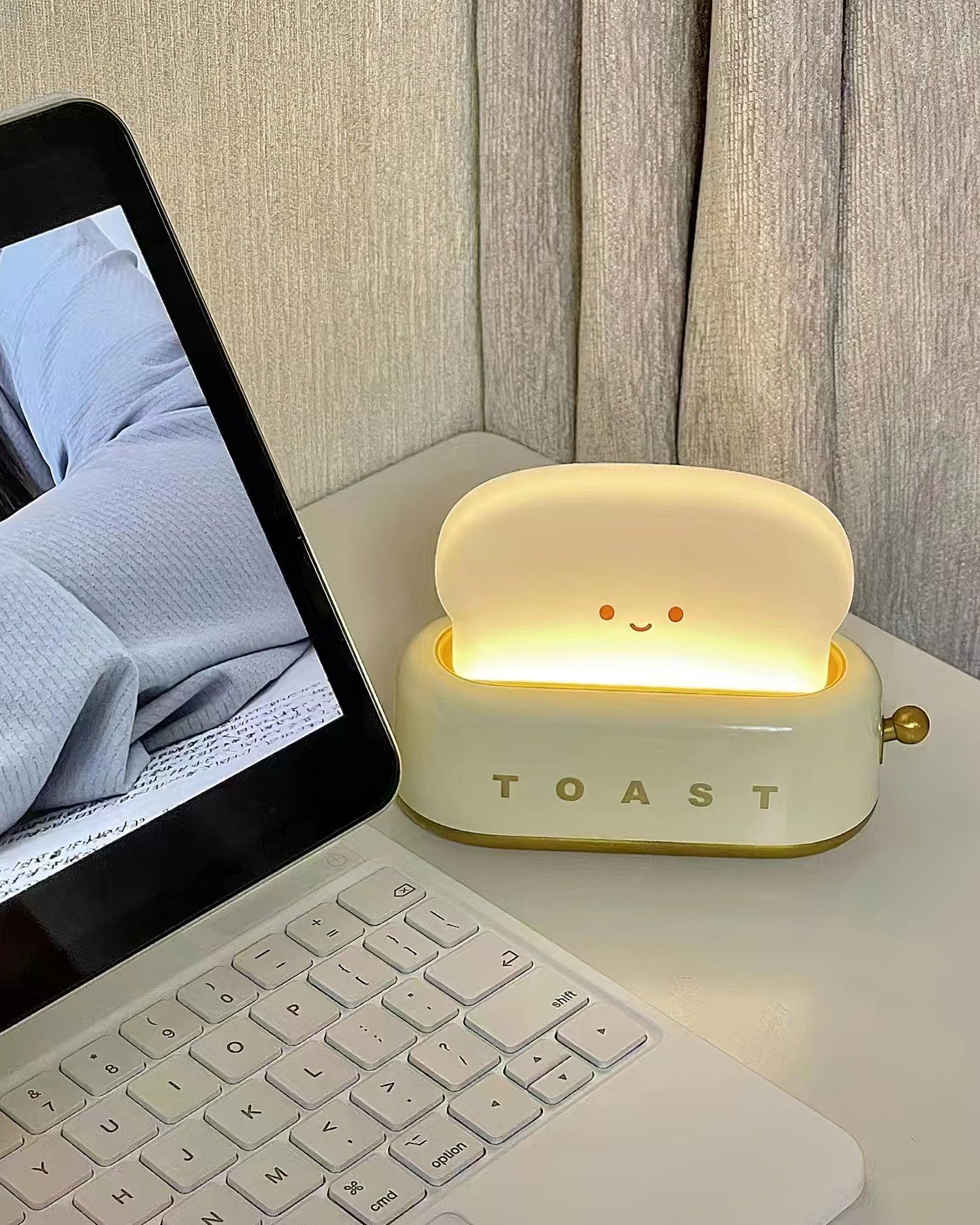 Averisse | Lampada Notturna a Forma di Tostapane Carina con Ricarica USB e Luce LED Calda 3000K