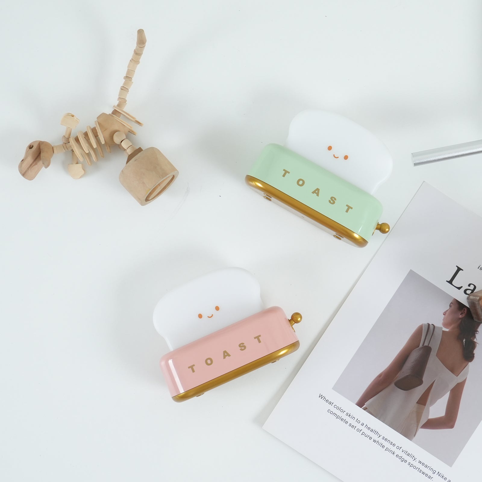 Averisse | Lampada Notturna a Forma di Tostapane Carina con Ricarica USB e Luce LED Calda 3000K