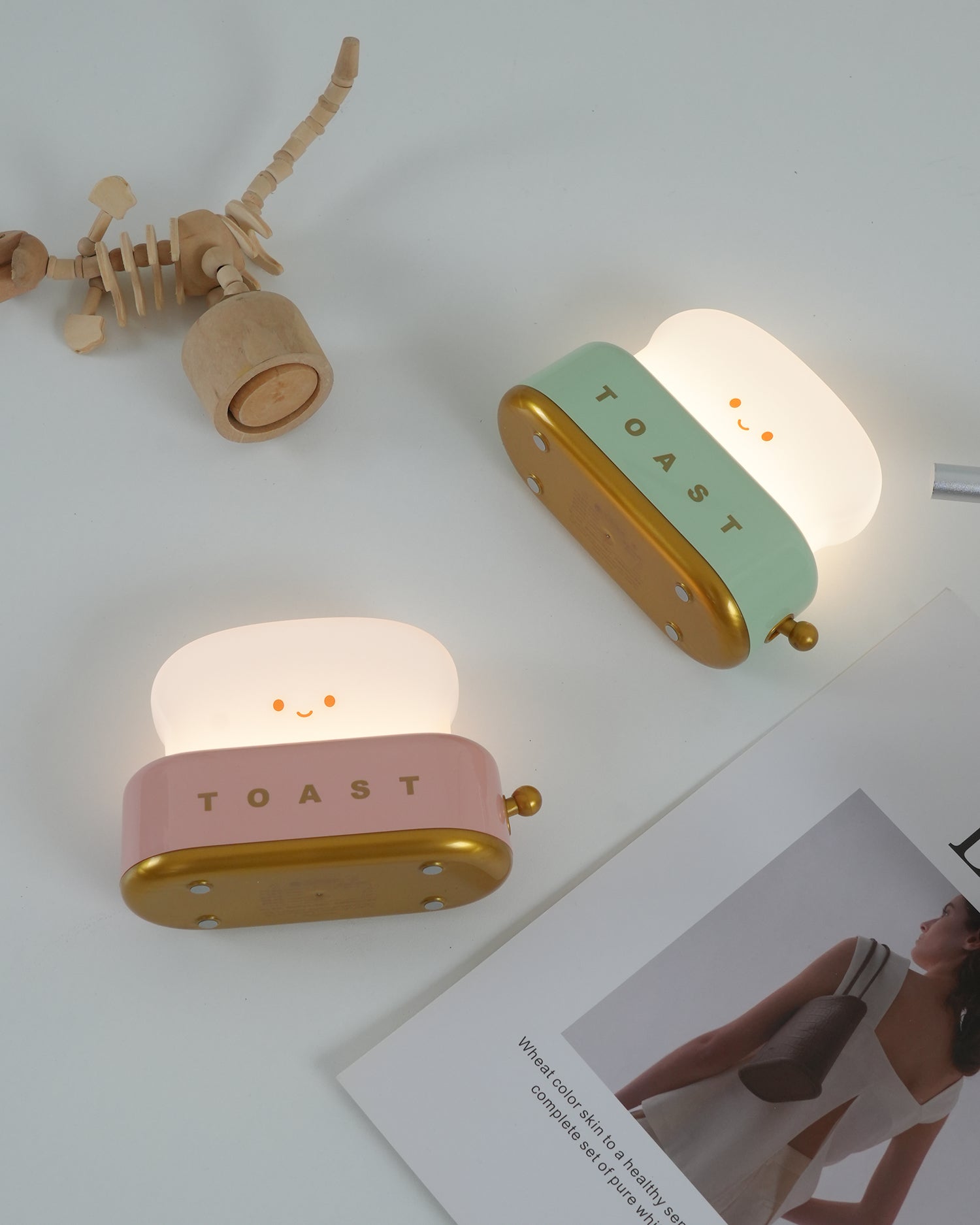 Averisse | Lampada Notturna a Forma di Tostapane Carina con Ricarica USB e Luce LED Calda 3000K