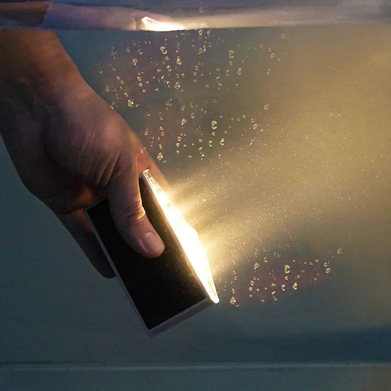 Luce per scale | Controllo automatico della luminosità | Resistente alle intemperie | StepGlow