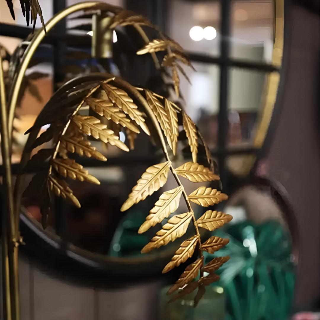Lampada da Terra Tropicale a Palma Dorata per Illuminazione Moderna della Casa