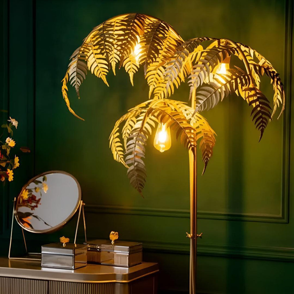 Lampada da Terra Tropicale a Palma Dorata per Illuminazione Moderna della Casa