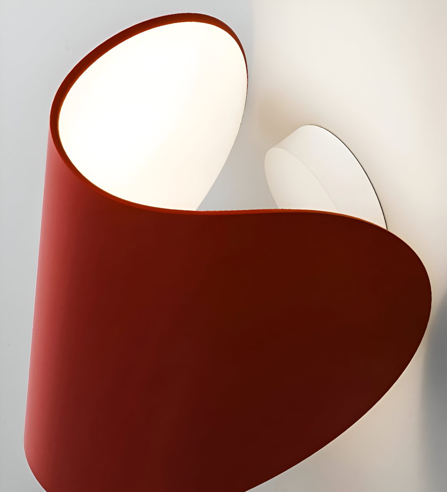 Lampada da Parete Curva in Metallo Rotabile Moderna