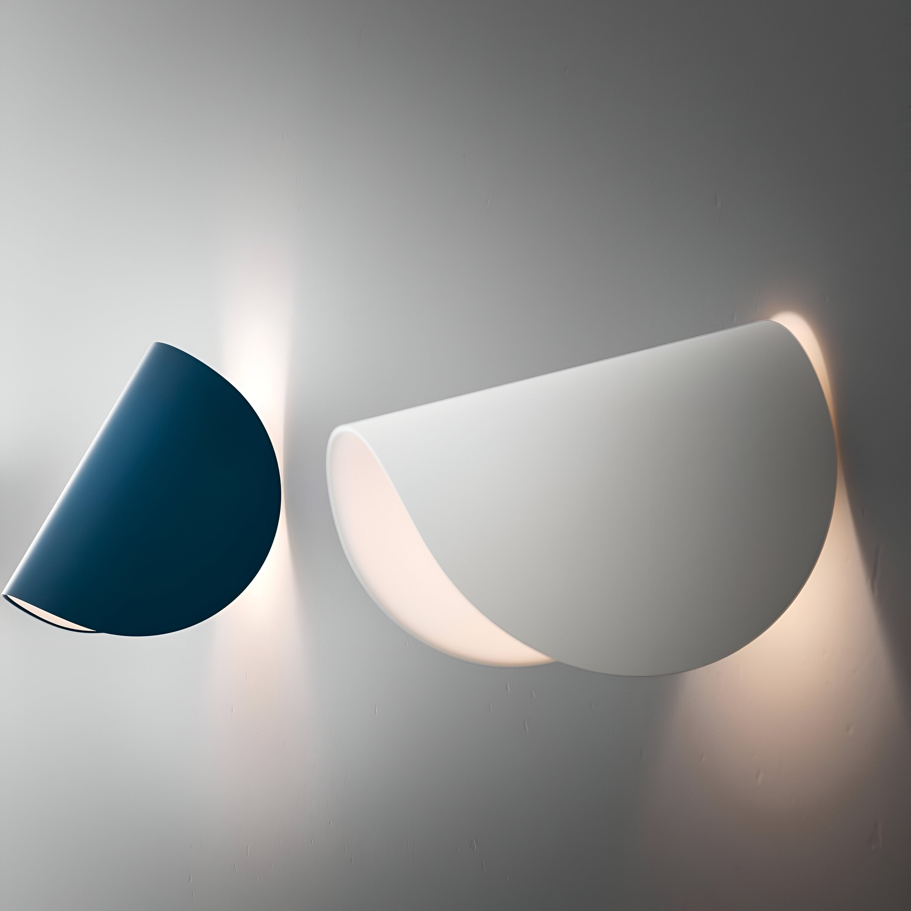 Lampada da Parete Curva in Metallo Rotabile Moderna