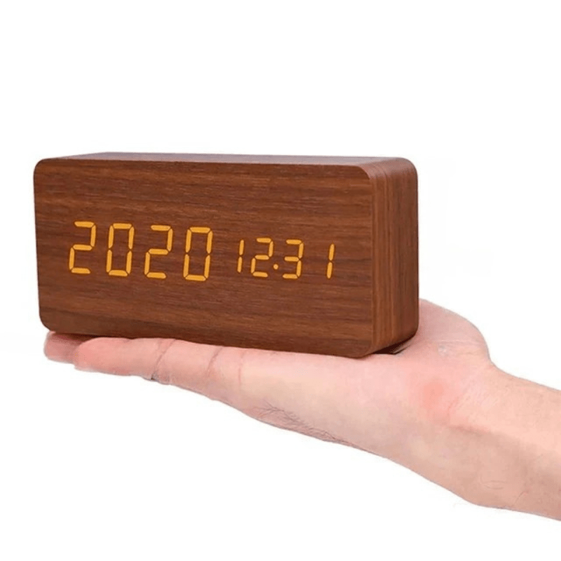 WOODSENSE – Orologio in legno LED con controllo vocale per una visualizzazione elegante del tempo