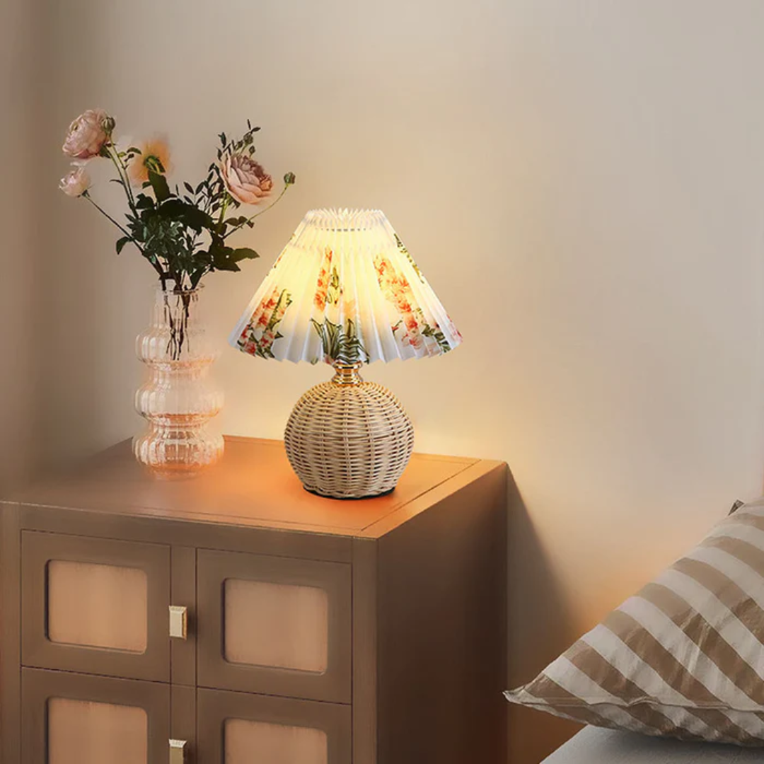 Lampada da Tavolo Moderna con Paralume Pieghettato Bianco
