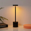 Lampada da scrivania LED in stile moderno Kylie