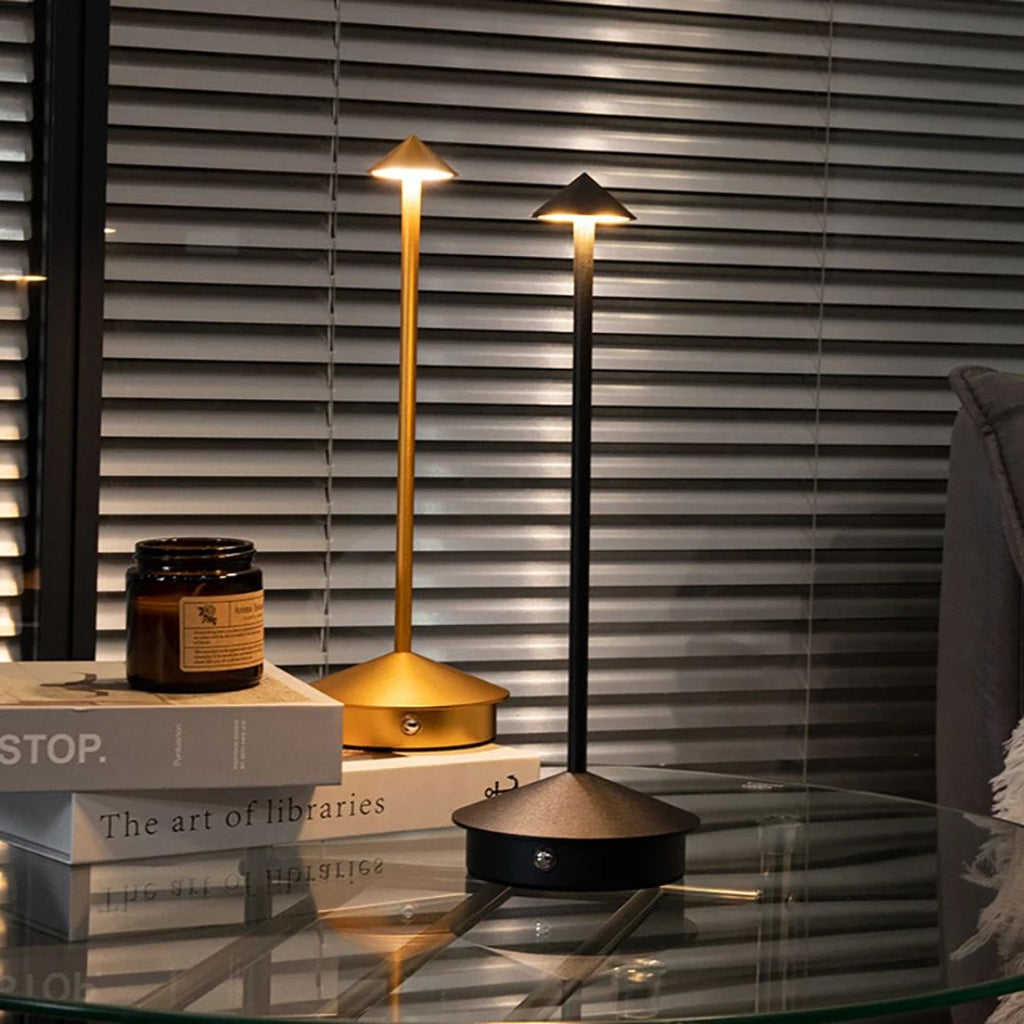 Lampada da Tavolo LED Robyn Arrow