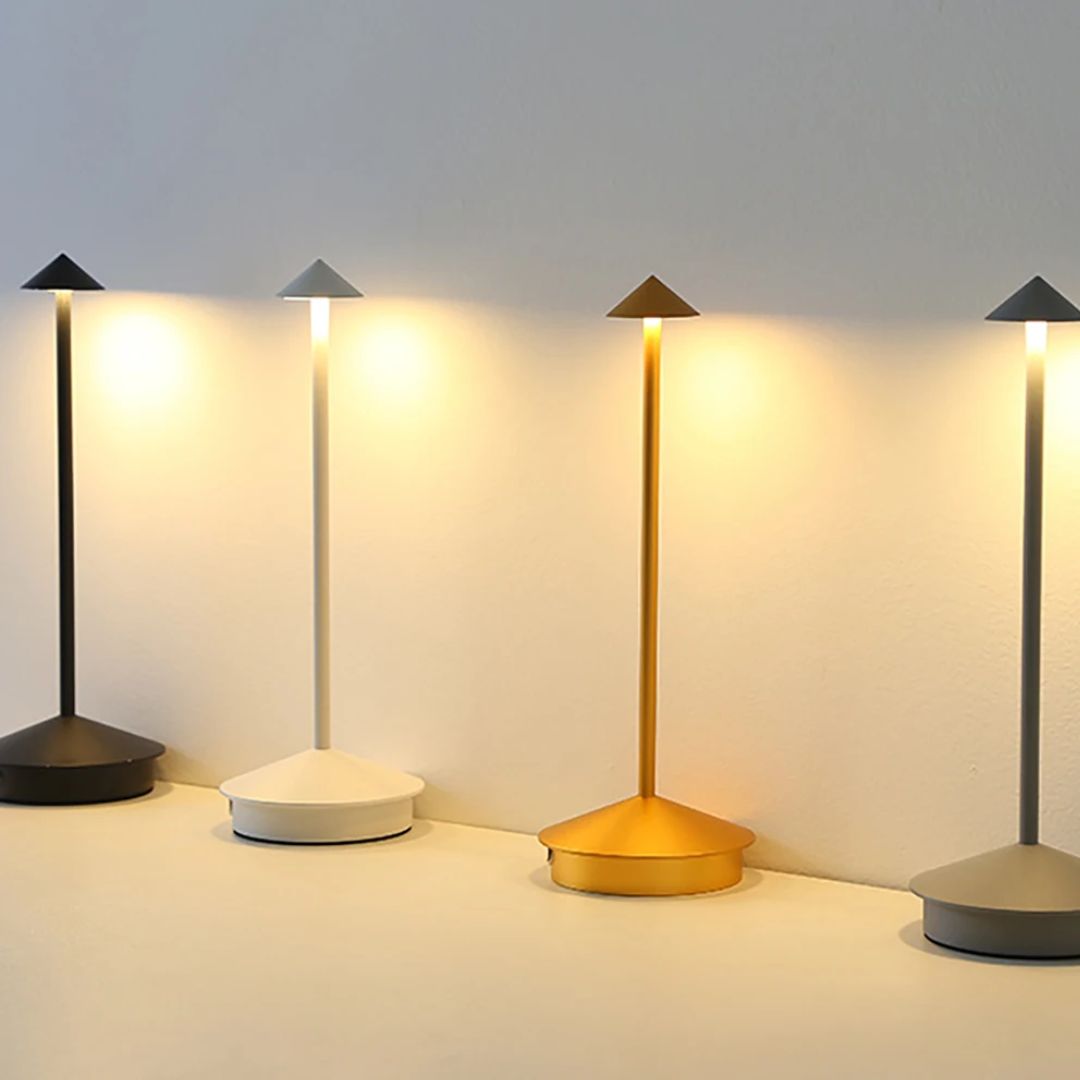 Lampada da Tavolo LED Robyn Arrow