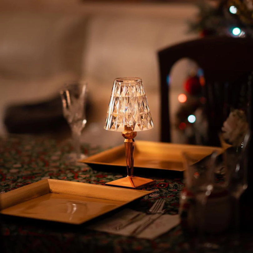 Lampada da tavolo chic con design in cristallo - CrystalLuxe