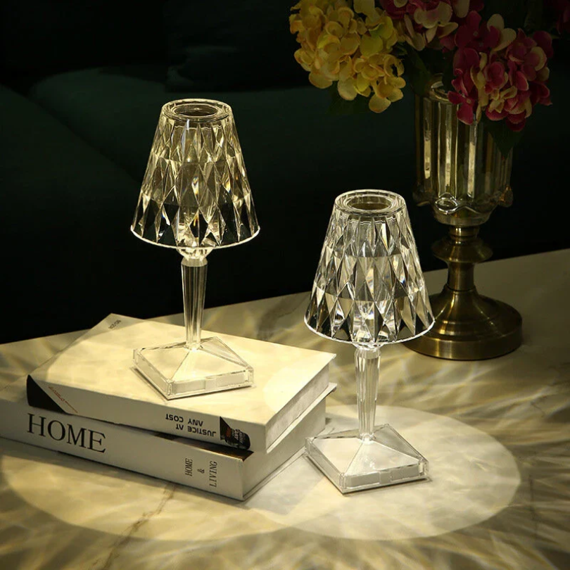 Lampada da tavolo chic con design in cristallo - CrystalLuxe