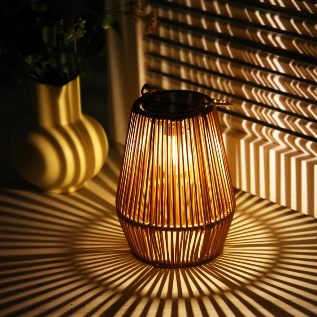 Lampada da giardino solare impermeabile intrecciata a mano - SunWeave