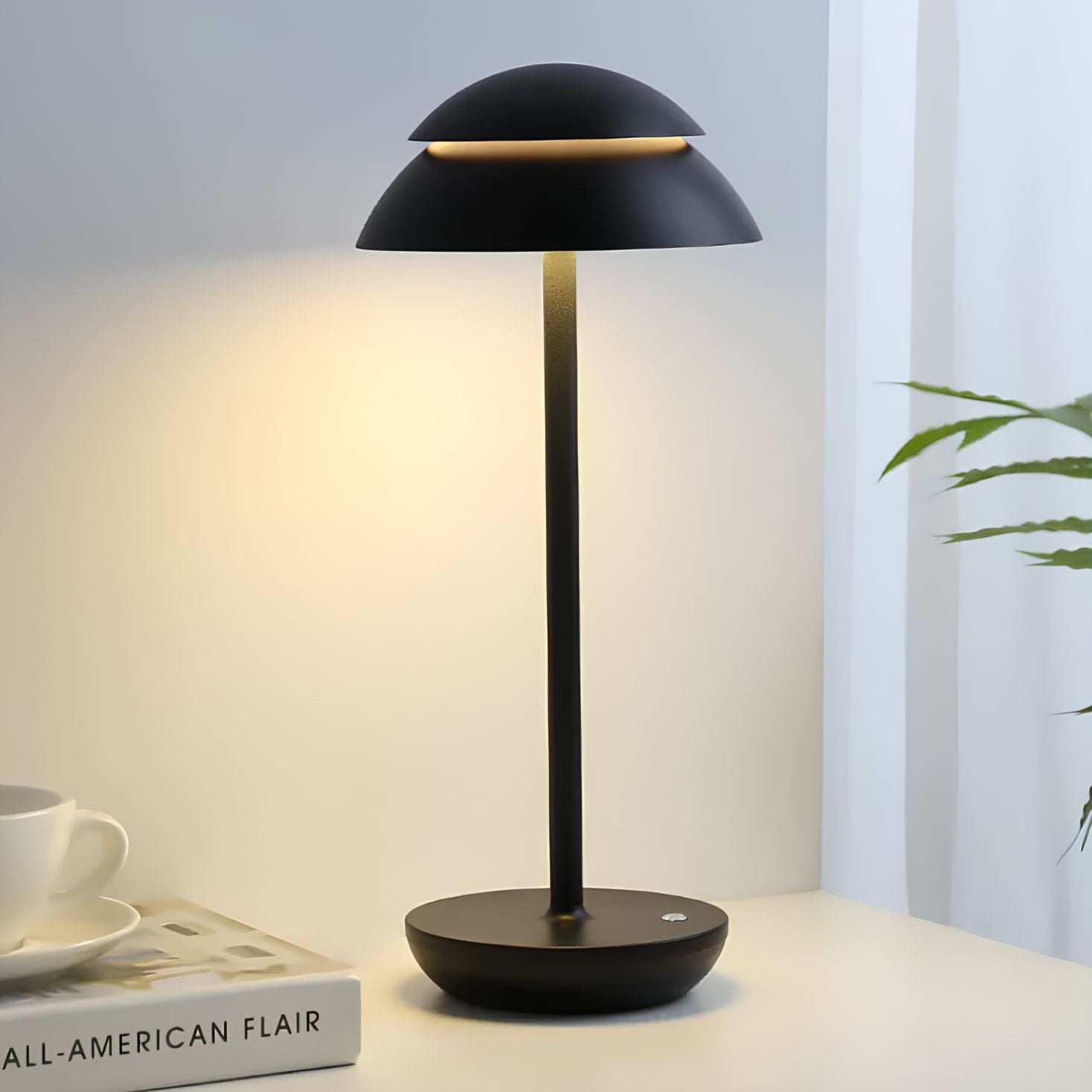 Cello – Lampada da tavolo wireless in alluminio con funzione dimmer
